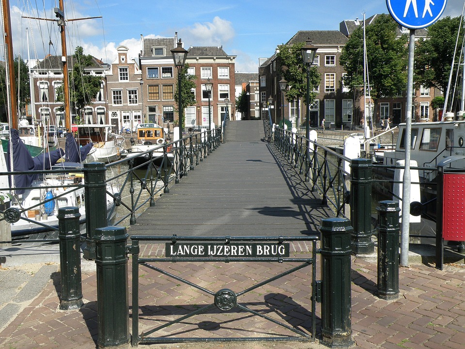 Dordrecht Station